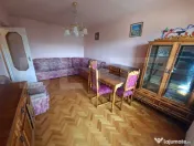 Apartament cu trei camere de vânzare în Tudor! Zona Înfr?