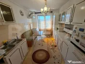 Apartament cu trei camere de vânzare în Tudor! Zona Înfr?