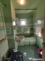Apartament decomandat cu 2 camere și 2 balcoane 