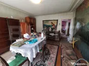Apartament decomandat cu 2 camere și 2 balcoane 
