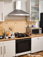 Casă P+1 cu garaj, piscină și curte generoasă – Comuna 