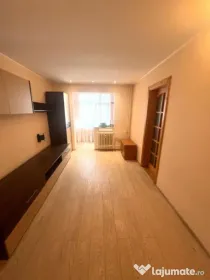 Apartament 3 camere, 41.85 mp, zona Valea Rosie