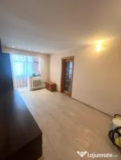 Apartament 3 camere Valea Rosie 