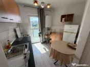 Garsonieră decomandată cu balcon și centrală proprie, M?