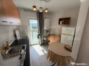 Garsonieră decomandată cu balcon și centrală proprie, M?