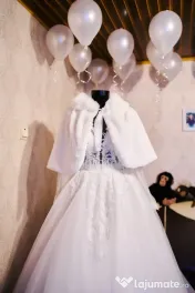 Rochie mireasă, crinolina, voal, halat, bolerou