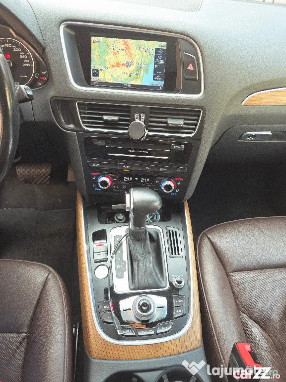 Audi Q5 S-Line 3.0TDI Quattro DSG S-tronic Navi, Panoramic, Xenon, Piele maro, - Brasov (Brasov)