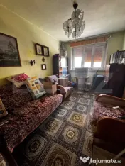 Apartament 2 camere, central, decomandat 