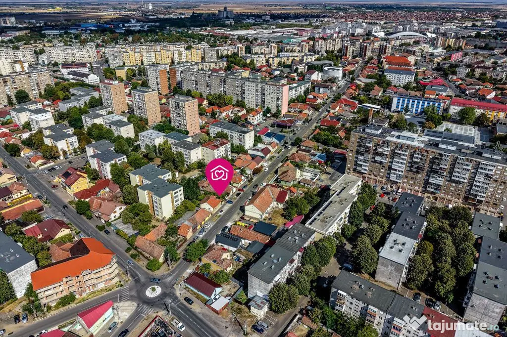 Casă în Vlaicu, 2 corpuri separate de clădire , Arad - Arad (Arad)
