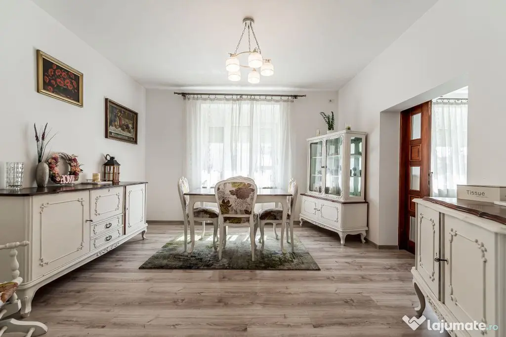 Casă în Vlaicu, 2 corpuri separate de clădire , Arad - Arad (Arad)