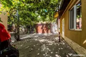 Casă în Vlaicu cu garaj și teren de 376 mp, Arad 