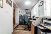 Casă în Vlaicu cu garaj și teren de 376 mp, Arad 