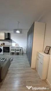 Piata sudului vacaresti studio