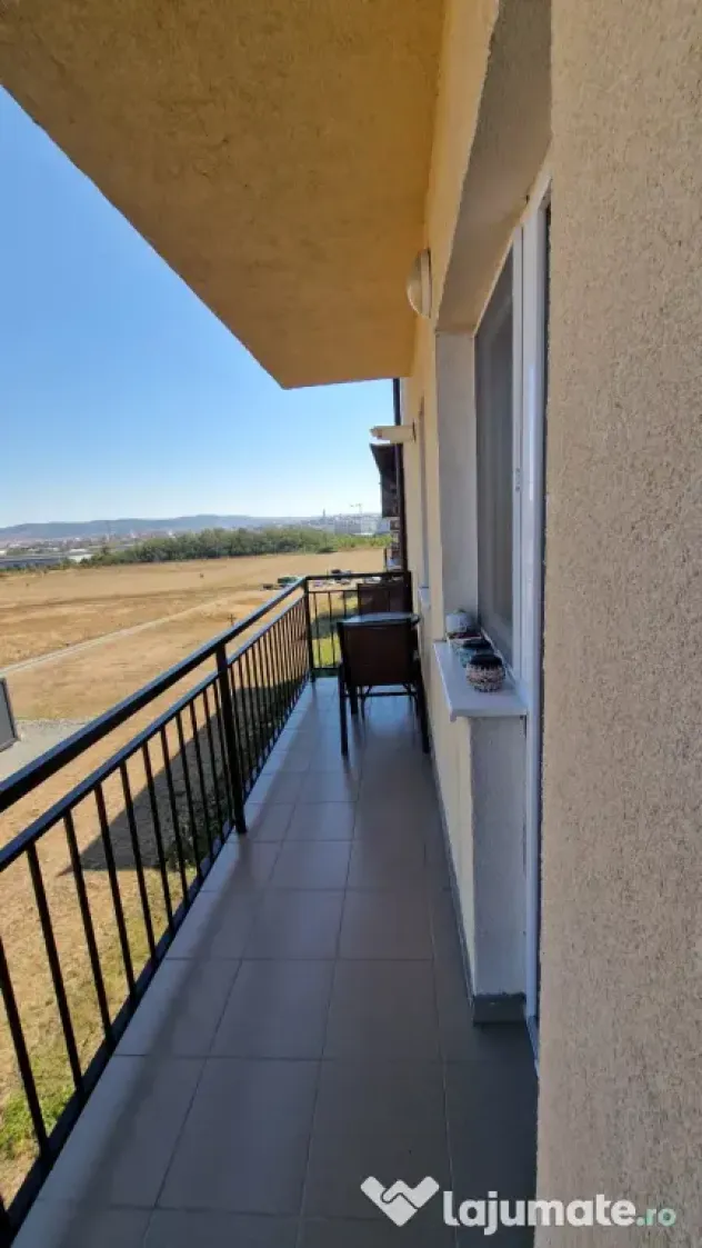 Apartament 3 cam | 71 m² utili | 2 băi | 2 balcoane | Parcare | Mobilat | Etaj 2