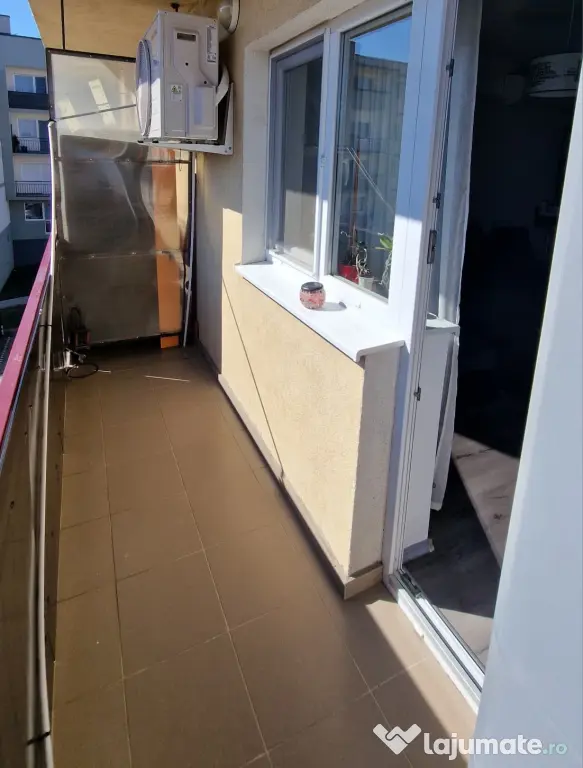 Apartament 3 cam | 71 m² utili | 2 băi | 2 balcoane | Parcare | Mobilat | Etaj 2