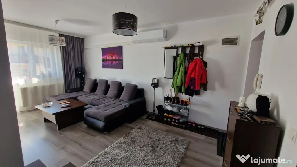Apartament 3 cam | 71 m² utili | 2 băi | 2 balcoane | Parcare | Mobilat | Etaj 2