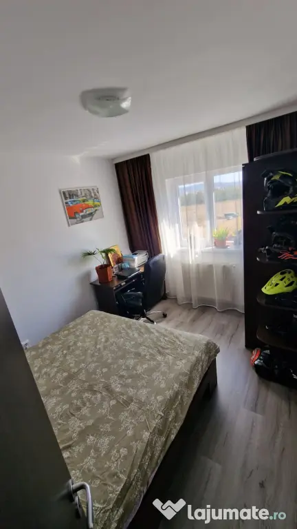 Apartament 3 cam | 71 m² utili | 2 băi | 2 balcoane | Parcare | Mobilat | Etaj 2
