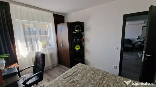 Apartament 3 cam | 71 m² utili | 2 băi | 2 balcoane | Parcare | Mobilat | Etaj 2