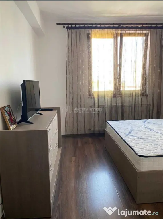 2 camere - zona ultracentrala - decomandat - Ploiesti (Prahova)