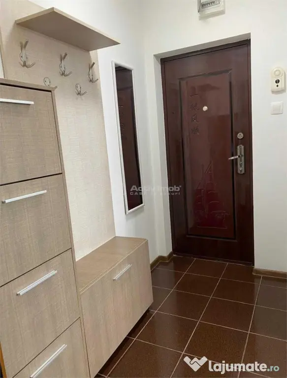 2 camere - zona ultracentrala - decomandat - Ploiesti (Prahova)