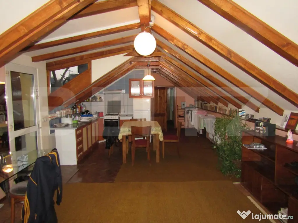 Apartament 2 camere, 70 mp, la mansarda, in casa/vila, zona - Cluj-Napoca (Cluj)