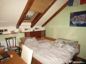 Apartament 2 camere, 70 mp, la mansarda, in casa/vila, zona