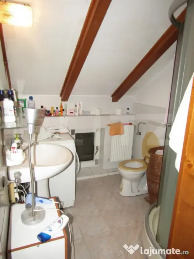 Apartament 2 camere, 70 mp, la mansarda, in casa/vila, zona - Cluj-Napoca (Cluj)