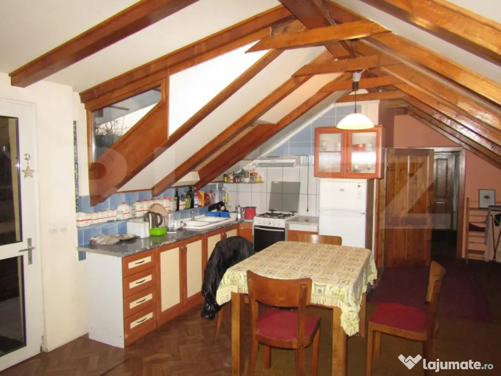 Apartament 2 camere, 70 mp, la mansarda, in casa/vila, zona - Cluj-Napoca (Cluj)