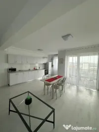 Ap 3 camere, 2 bai, loc de parcare, zona Dedeman