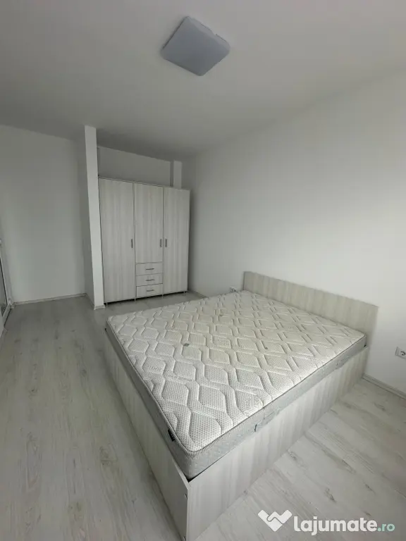 Ap 3 camere, 2 bai, loc de parcare, zona Dedeman