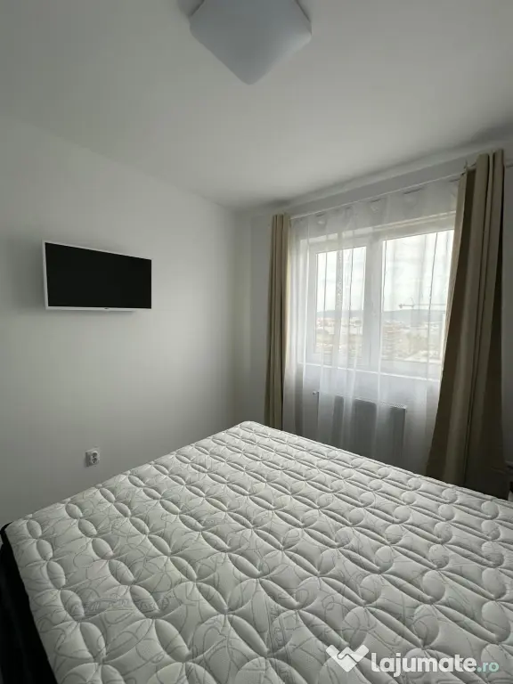 Ap 3 camere, 2 bai, loc de parcare, zona Dedeman