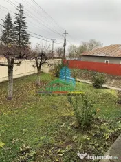 Casa si teren 3600 mp