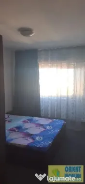 Tomis 2, Spital, de inchiriat apartament 3 camere, gaze, mobilat 