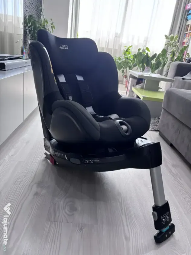 Scaun Britax Römer, rotativ, 360º, cu bază ISOFIX, 3 luni-4 ani, 61-105 cm, 20 kg