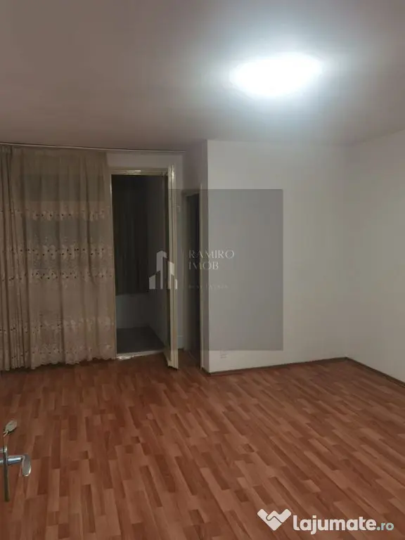 Garsoniera 31mp -etaj 3-lift - 8 minute Metrou Aparatorii Patriei - Bucuresti (Bucuresti-Ilfov)