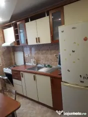 De inchiriat apartament 2 camere in zona Buziasului