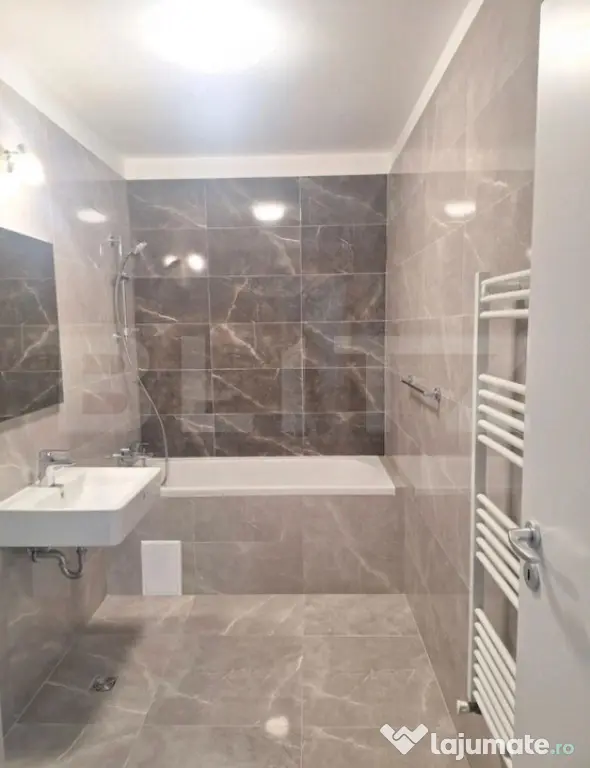 Apartament 2 camere de vânzare – Tractoru | 60 mp | bloc - Brasov (Brasov)