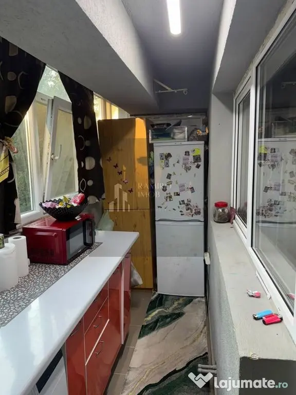 2 camere decomandat/10 min Metrou Aparatori/parcare - Bucuresti (Bucuresti-Ilfov)