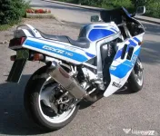 PIESE suzuki gsxr 750 / ulei / lichid 