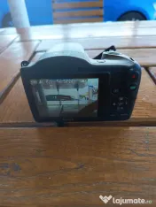Vând urgent aparat foto în stare perfectă 
