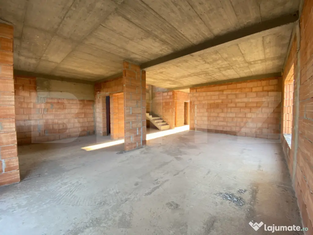 Proiect 2 case individuale: 340 mp utili, 1540 mp teren, Fel - Feleacu (Cluj)