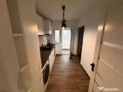 Apartament 3 camere decomandat - 94 - renovat