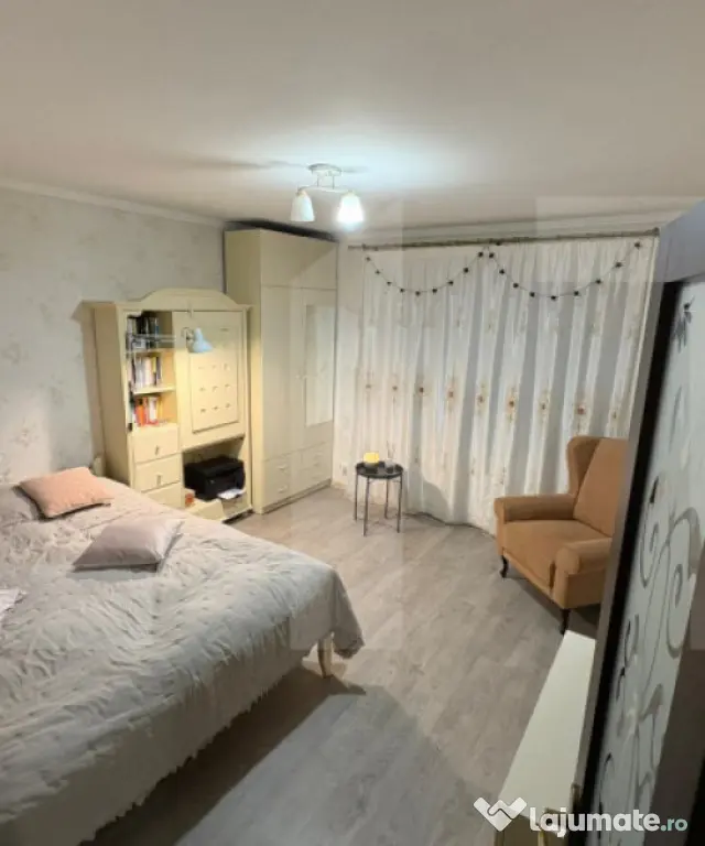 Casă individuală 300mp, teren 300mp - ZONA BUCOVINA - Botosani (Botosani)