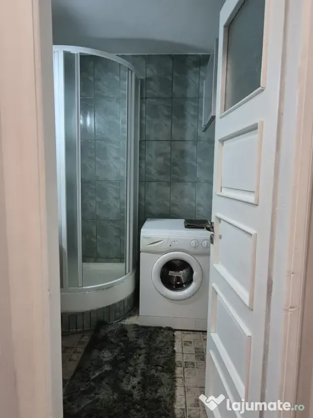 Închiriez garsonieră frumoasă pe Str. Turda colt cu Ion Mihalache