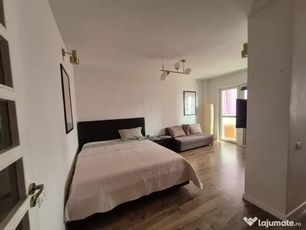 Închiriez garsonieră frumoasă pe Str. Turda colt cu Ion Mihalache