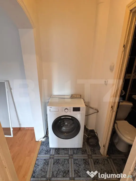 Apartament de vânzare cu 2 camere, cartier Semicentral - Za - Zalau (Salaj)