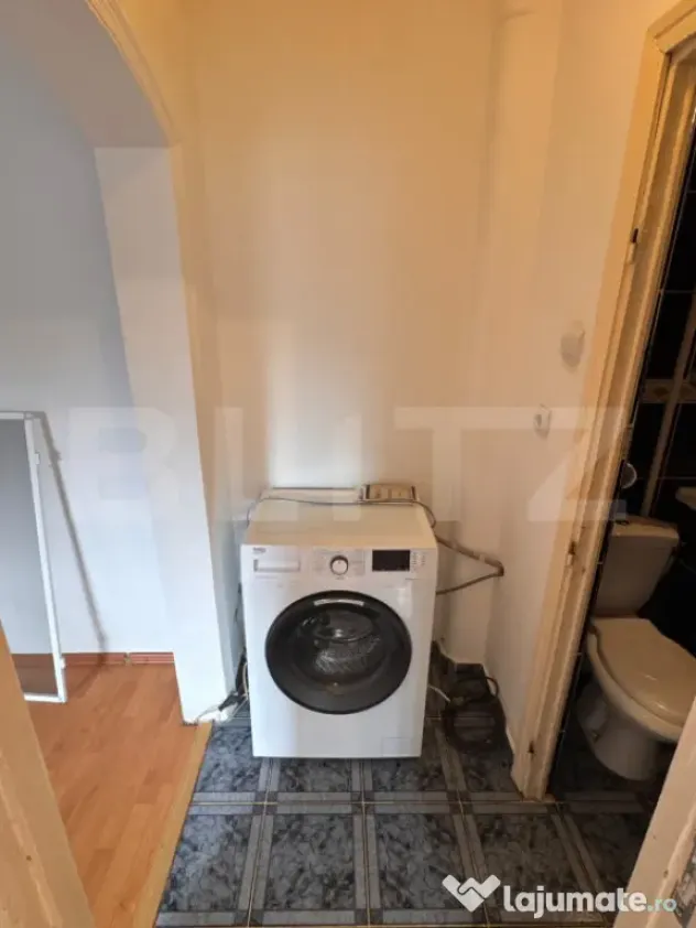 Apartament de vânzare cu 2 camere, cartier Semicentral - Za - Zalau (Salaj)