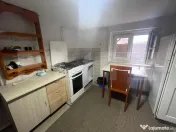 Garsoniera, 25 mp, utilată și mobilată, zona UMF