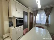 Apartament cu 2 camere, loc de parcare, Plopilor 