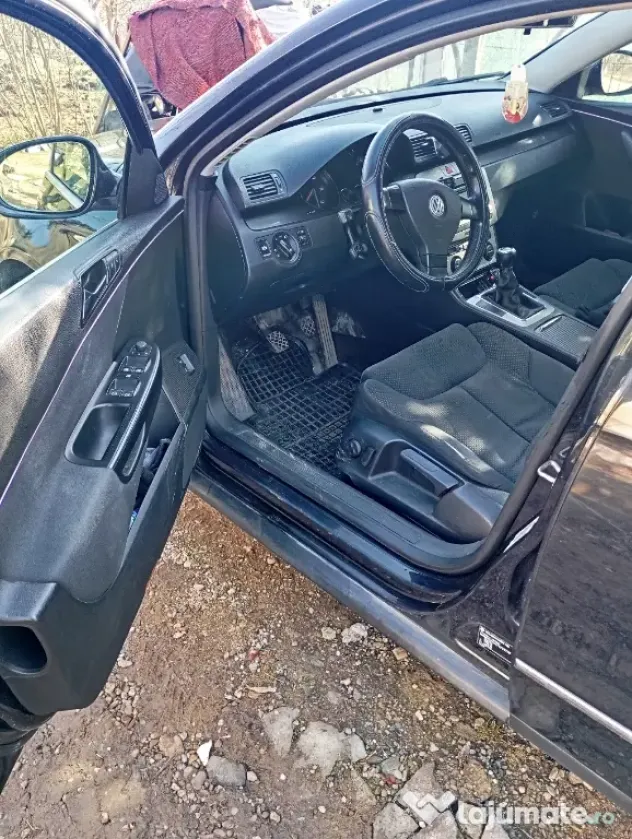 vând passat B6